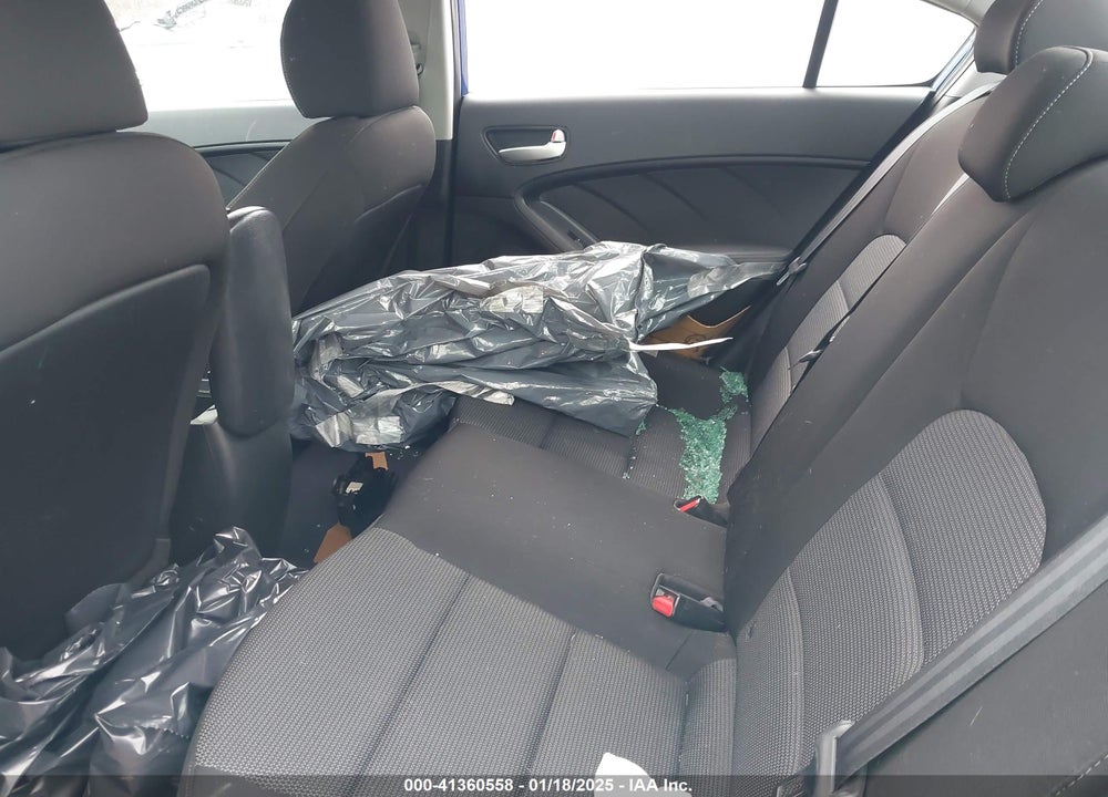 2017 KIA FORTE LX VIN: 3KPFK4A7XHE034196