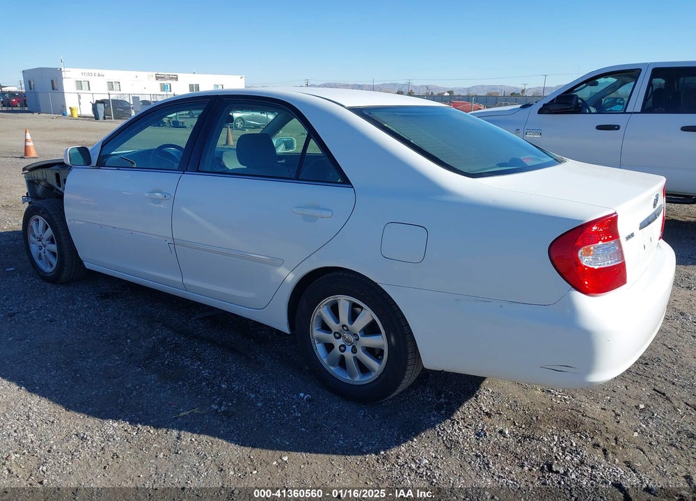 2004 TOYOTA CAMRY XLE V6 VIN: 4T1BF32K44U065757