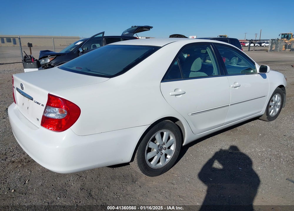 2004 TOYOTA CAMRY XLE V6 VIN: 4T1BF32K44U065757