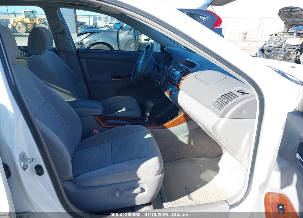 2004 TOYOTA CAMRY XLE V6 VIN: 4T1BF32K44U065757