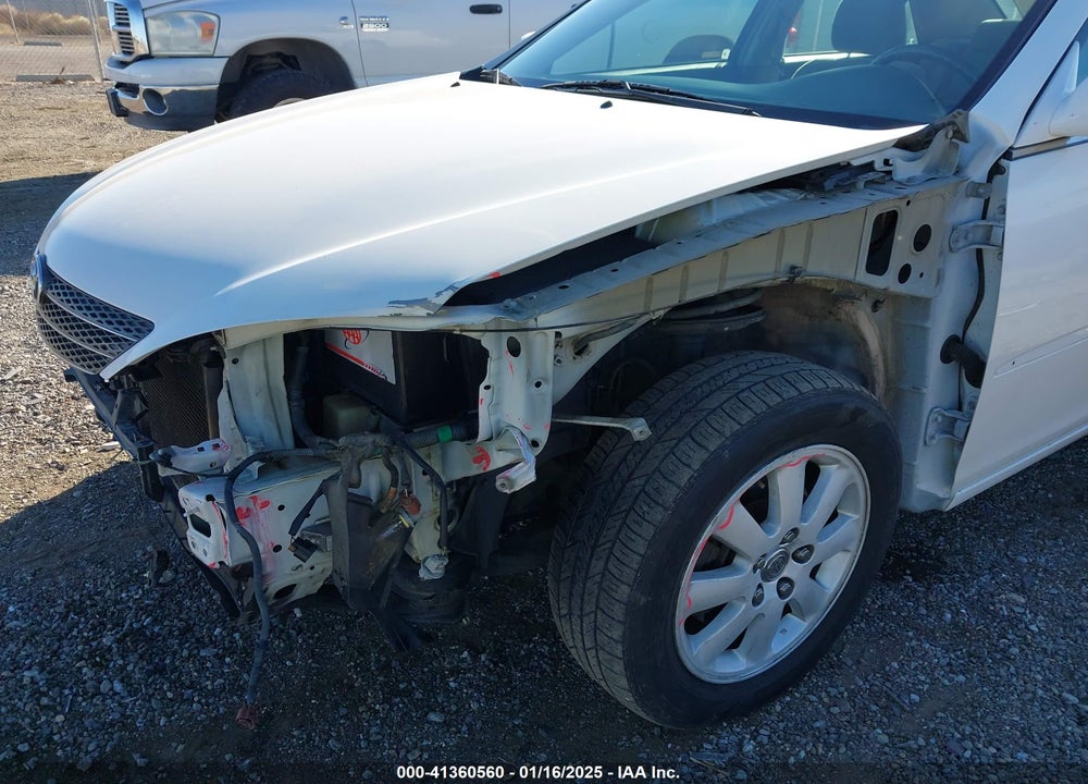 2004 TOYOTA CAMRY XLE V6 VIN: 4T1BF32K44U065757