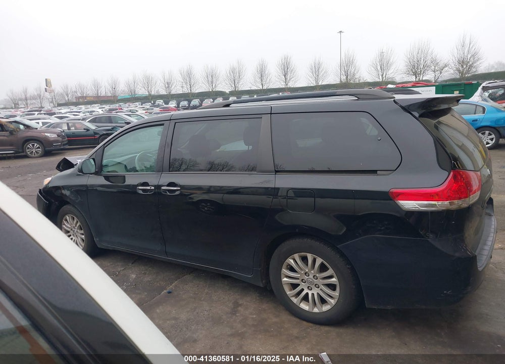 2013 TOYOTA SIENNA XLE LIMITED VIN: 5TDYK3DC2DS355614