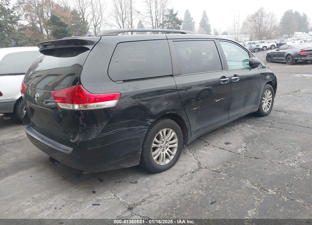 2013 TOYOTA SIENNA XLE LIMITED VIN: 5TDYK3DC2DS355614