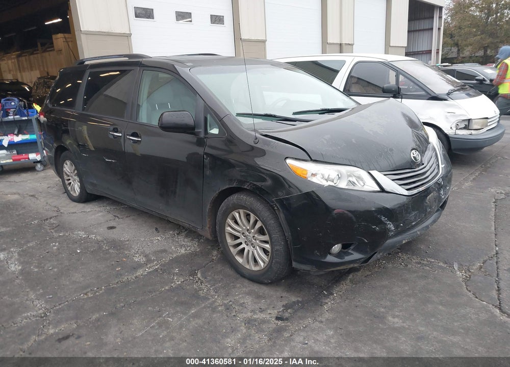 2013 TOYOTA SIENNA XLE LIMITED VIN: 5TDYK3DC2DS355614