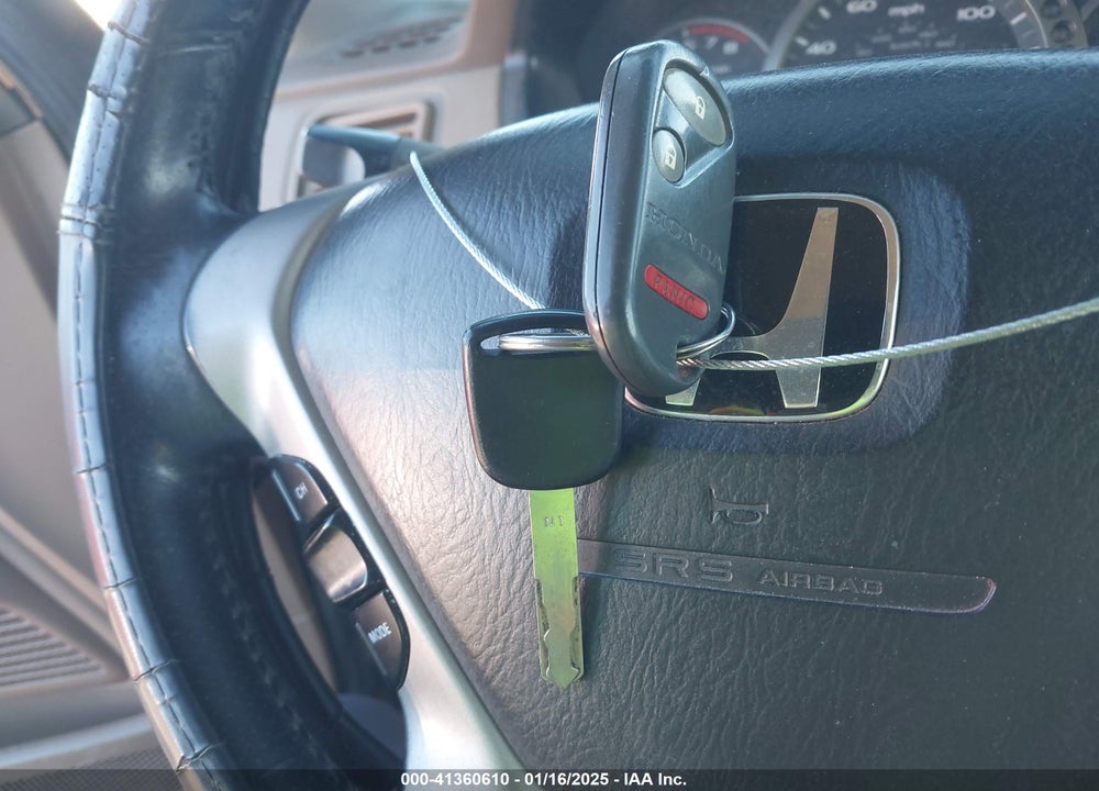 2004 HONDA PILOT EX-L VIN: 2HKYF18754H578144