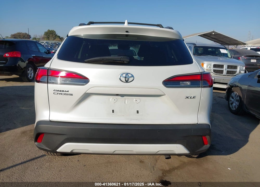 2024 TOYOTA COROLLA CROSS XLE VIN: 7MUDAAAG8RV082950