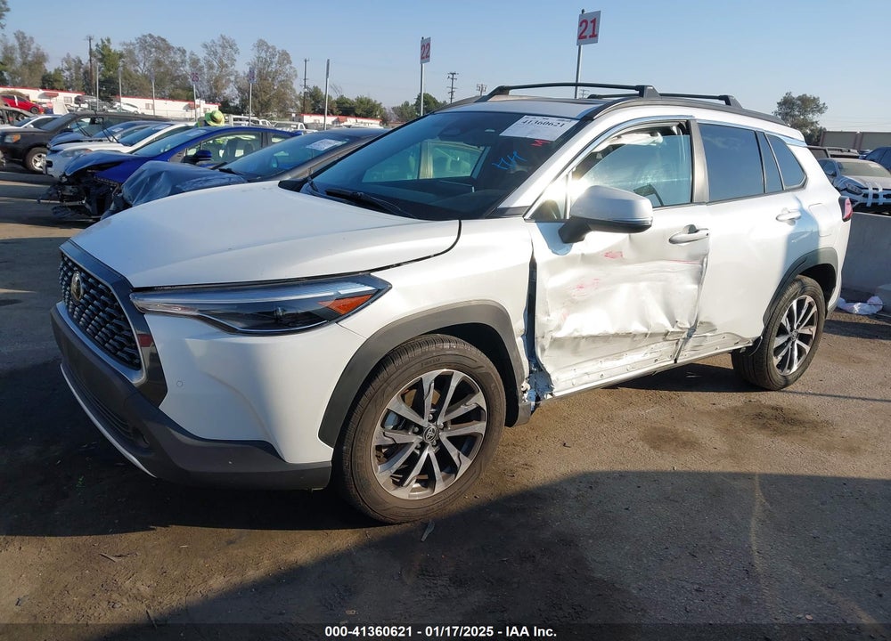 2024 TOYOTA COROLLA CROSS XLE VIN: 7MUDAAAG8RV082950