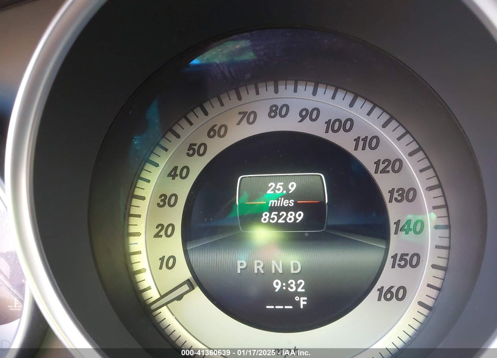 2014 MERCEDES-BENZ C VIN: WDDGJ4HB5EG298235