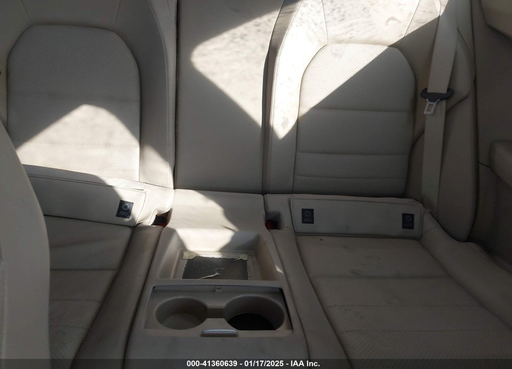 2014 MERCEDES-BENZ C VIN: WDDGJ4HB5EG298235