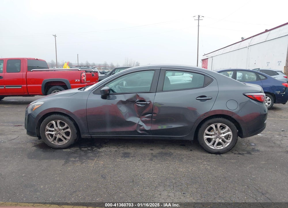 2016 SCION IA VIN: 3MYDLBZV8GY143704