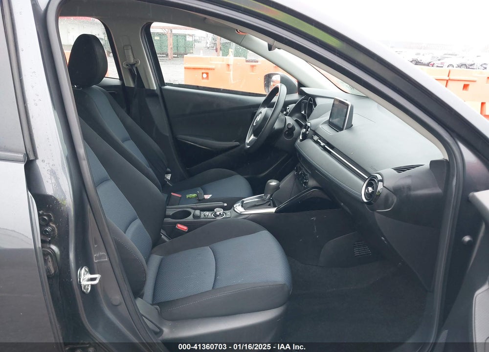 2016 SCION IA VIN: 3MYDLBZV8GY143704