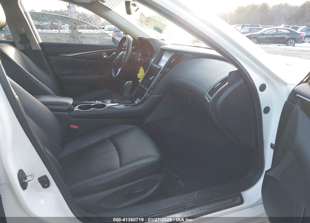 2018 INFINITI Q50 VIN: JN1EV7AR3JM612039