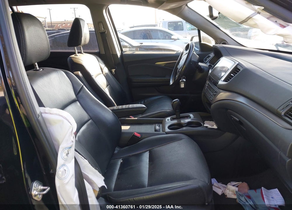 2017 HONDA PILOT EX-L VIN: 5FNYF5H76HB009198