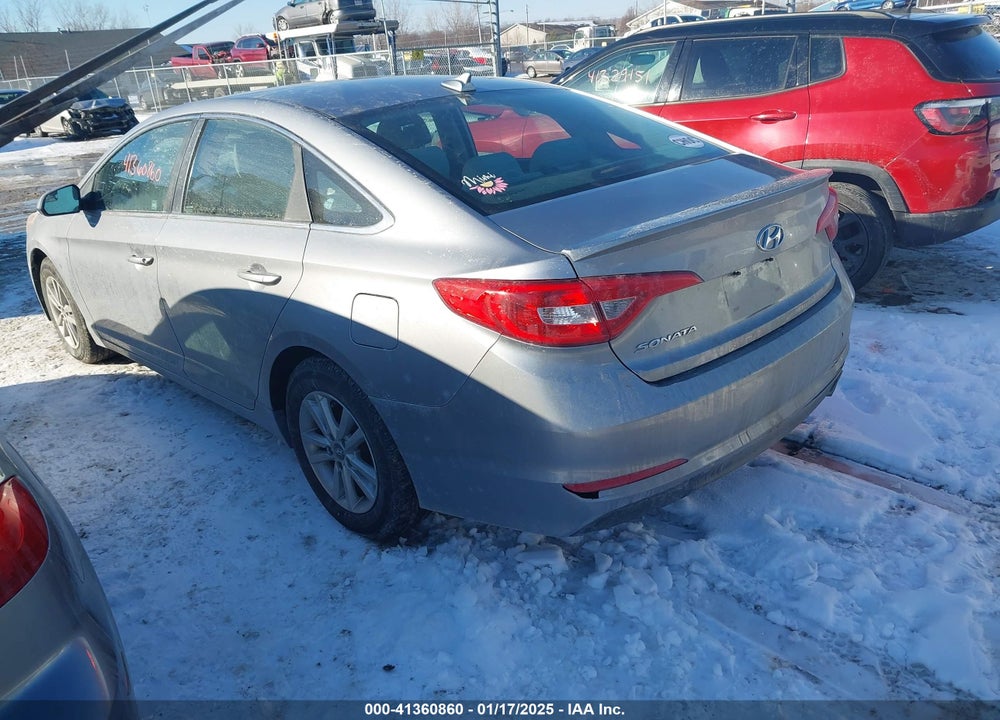 2015 HYUNDAI SONATA VIN: 5NPE24AF1FH163505