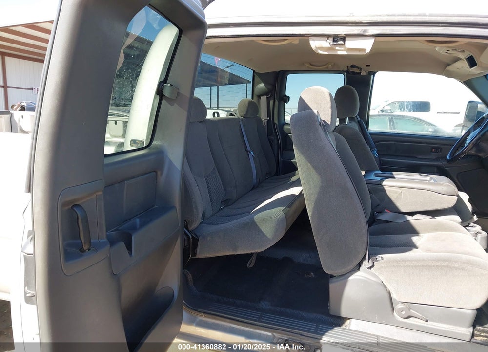 2006 CHEVROLET SILVERADO 2500HD VIN: 1GCHK29236E110369