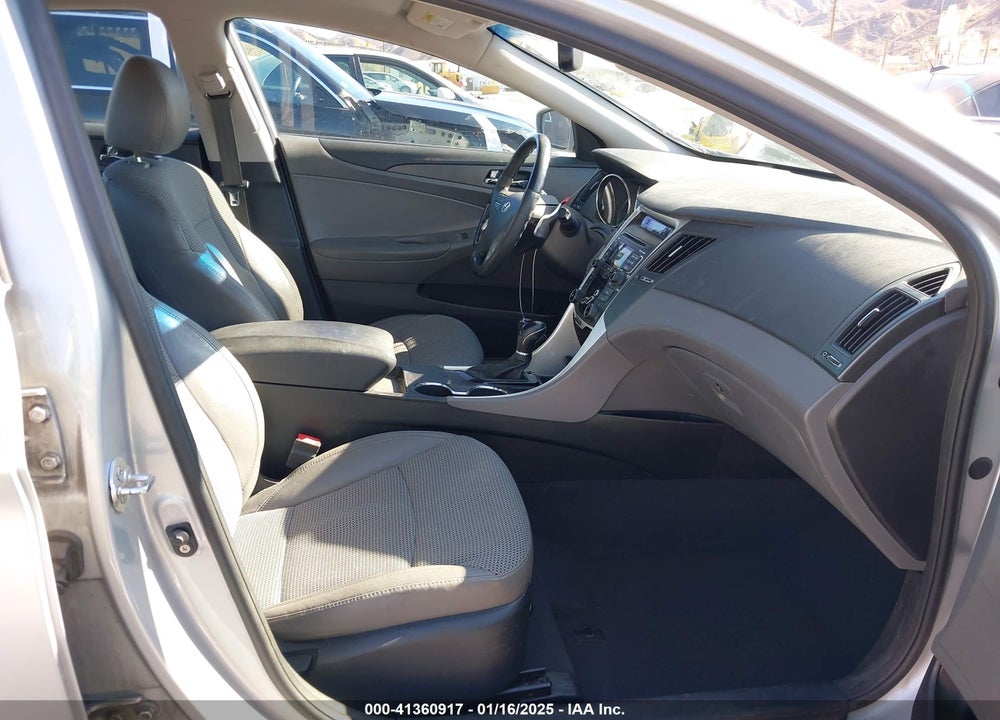 2011 HYUNDAI SONATA VIN: 5NPEC4AC5BH258632