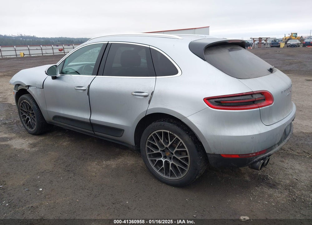 2015 PORSCHE MACAN S VIN: WP1AB2A54FLB58450