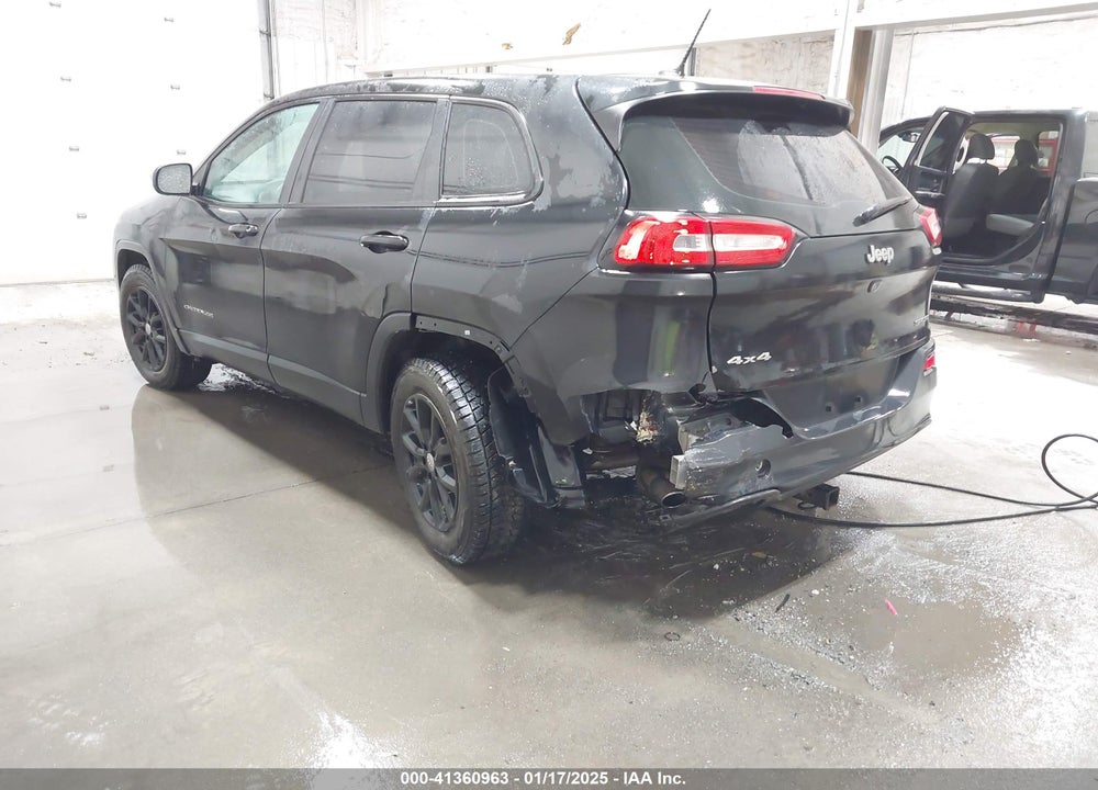 2015 JEEP CHEROKEE SPORT VIN: 1C4PJMAB1FW594378
