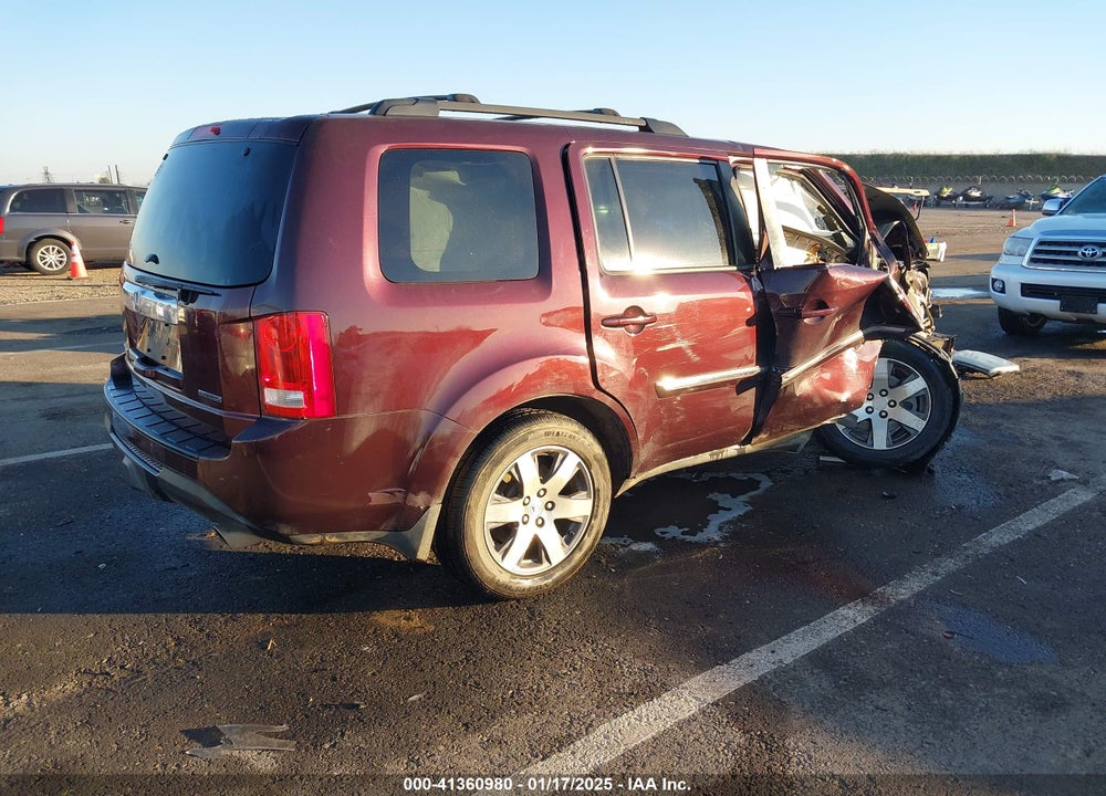 2015 HONDA PILOT VIN: 5FNYF3H91FB016031