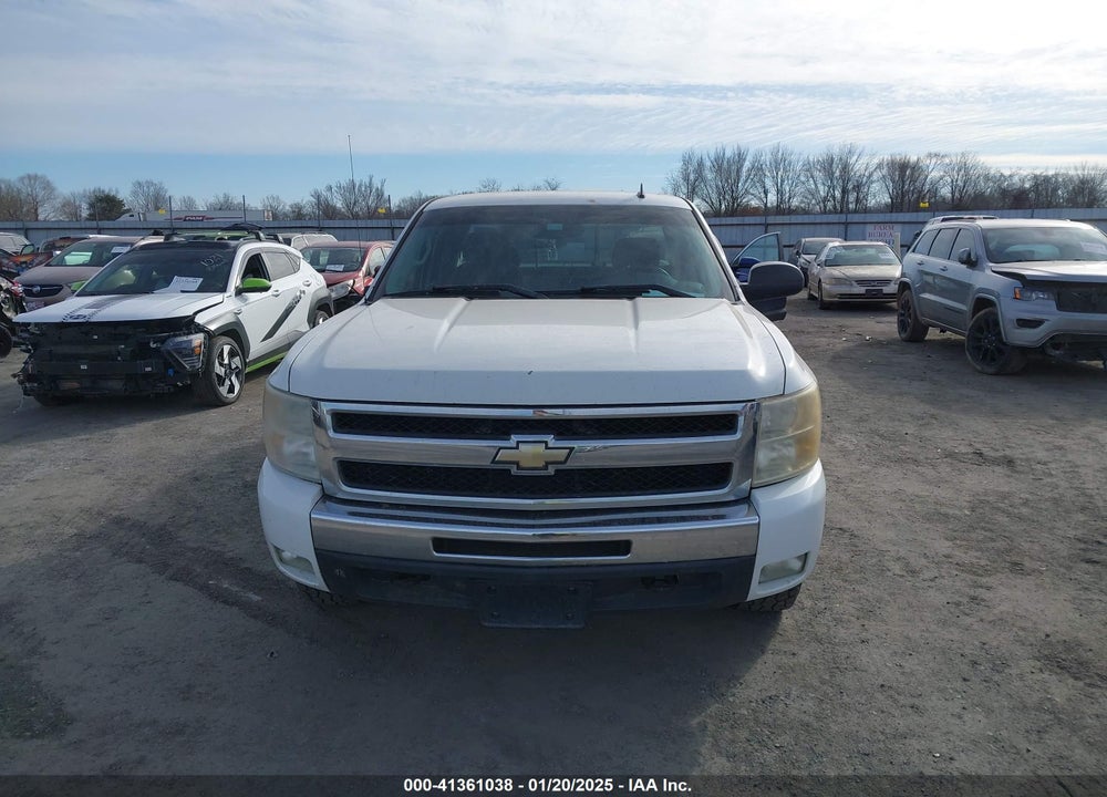 2011 CHEVROLET SILVERADO 1500 VIN: 1GCRKSE34BZ122133