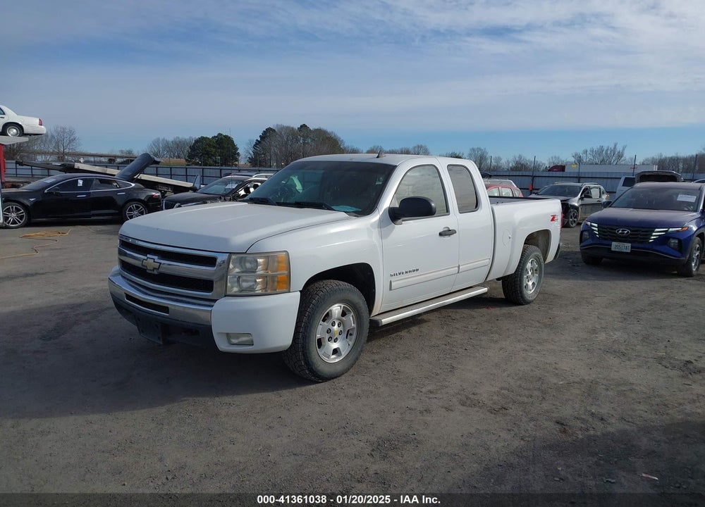 2011 CHEVROLET SILVERADO 1500 VIN: 1GCRKSE34BZ122133