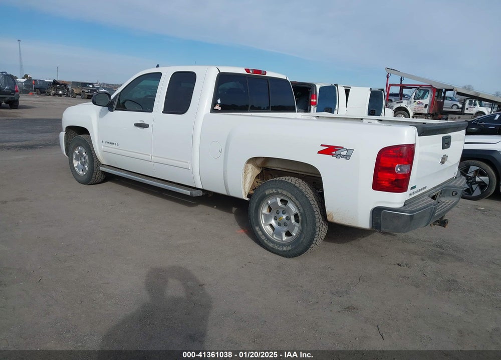 2011 CHEVROLET SILVERADO 1500 VIN: 1GCRKSE34BZ122133