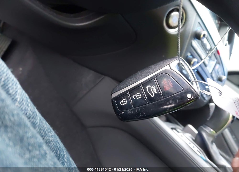 2015 HYUNDAI GENESIS 3.8 VIN: KMHGN4JE7FU080847