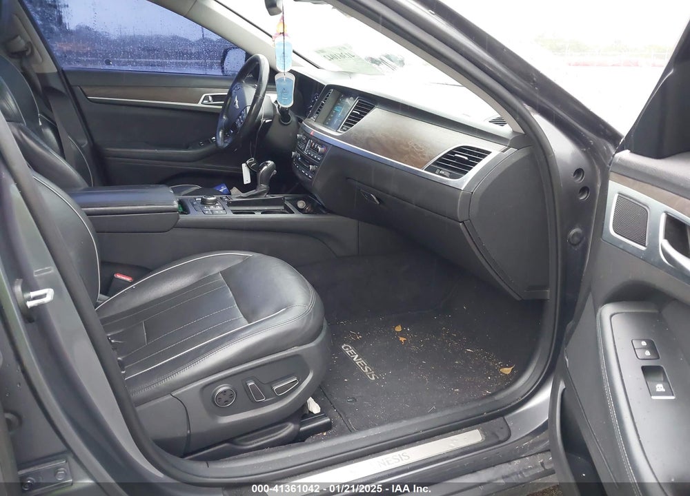 2015 HYUNDAI GENESIS 3.8 VIN: KMHGN4JE7FU080847