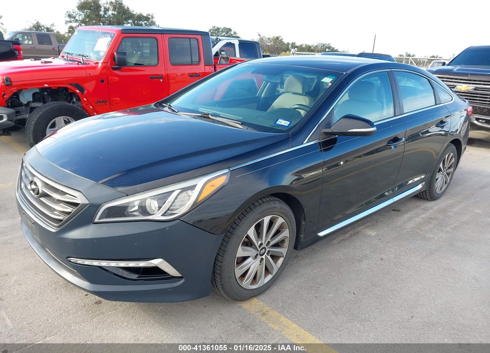 2015 HYUNDAI SONATA VIN: 5NPE34AF4FH085699