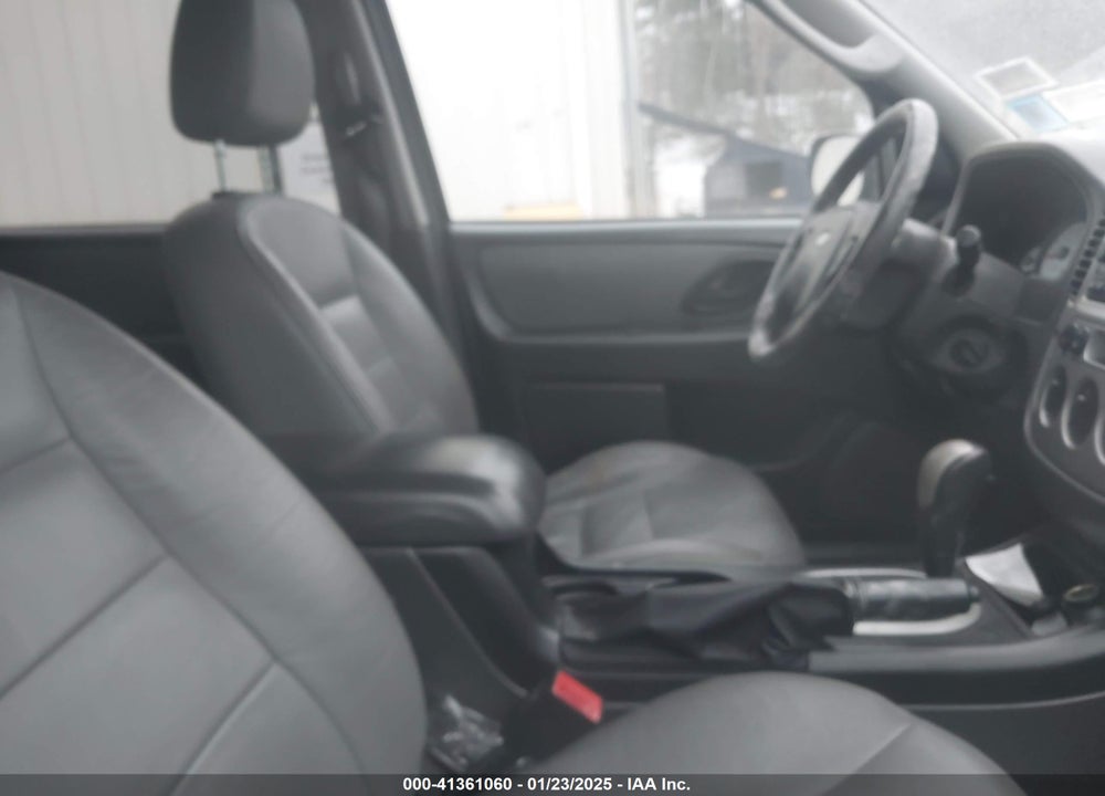 2007 FORD ESCAPE XLT/XLT SPORT VIN: 1FMYU93107KB98184