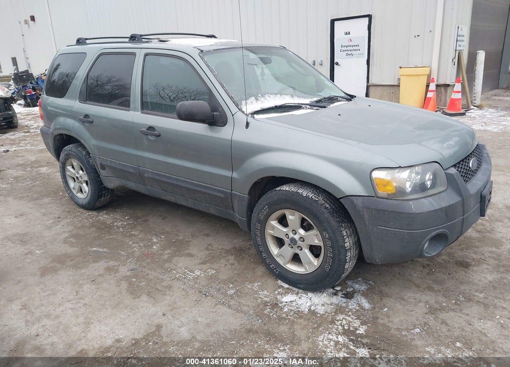 2007 FORD ESCAPE XLT/XLT SPORT VIN: 1FMYU93107KB98184