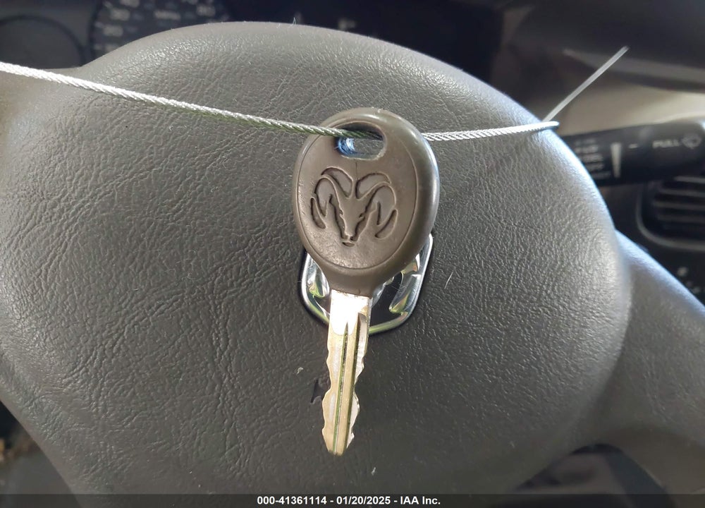 2003 DODGE NEON SE VIN: 1B3ES26C23D262131