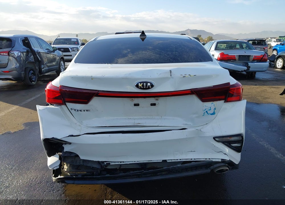 2021 KIA FORTE VIN: 3KPF24AD0ME349931