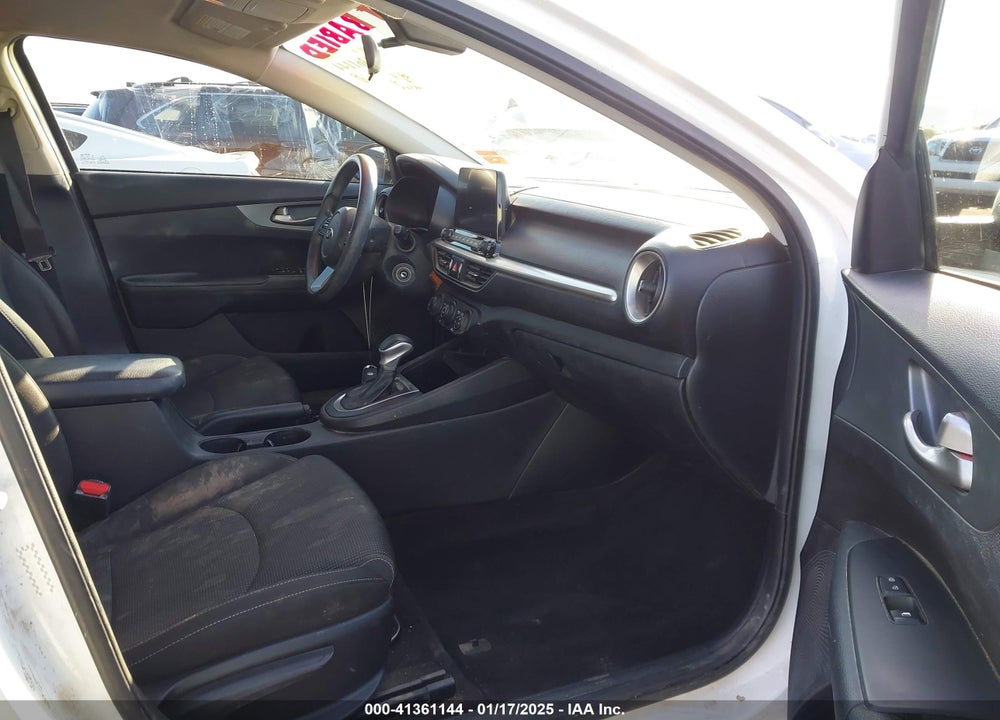 2021 KIA FORTE VIN: 3KPF24AD0ME349931