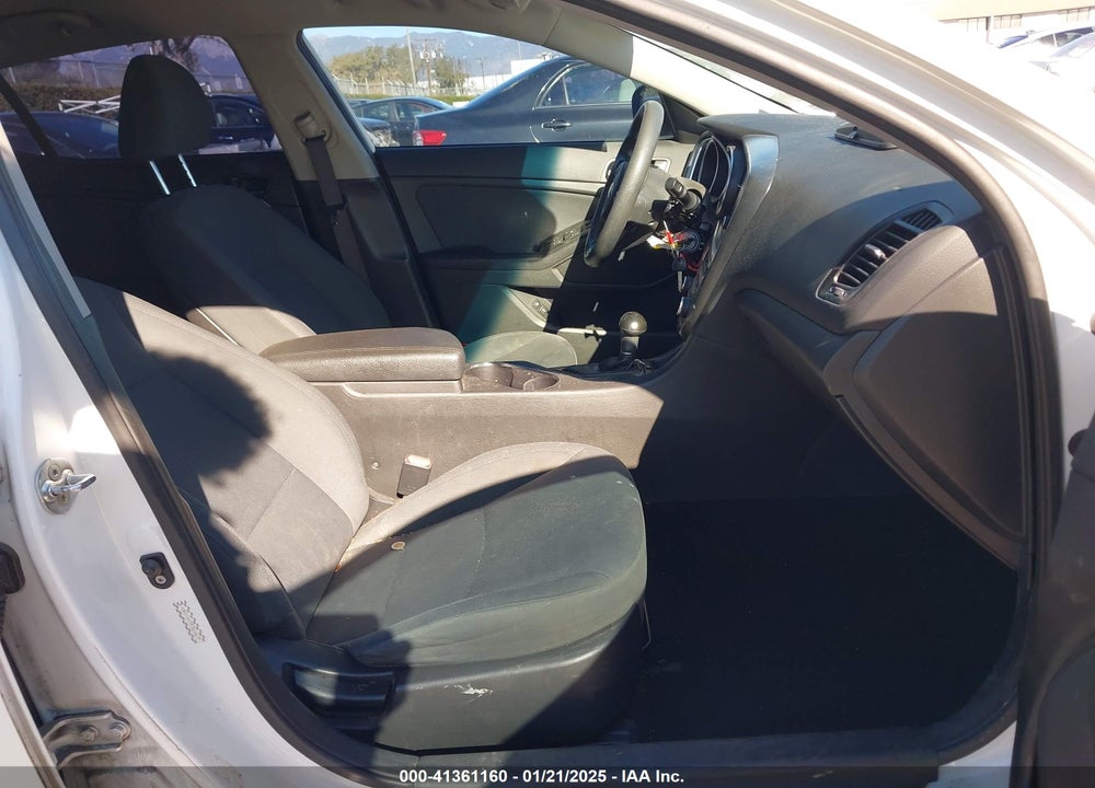 2015 KIA OPTIMA LX VIN: KNAGM4A79F5616679