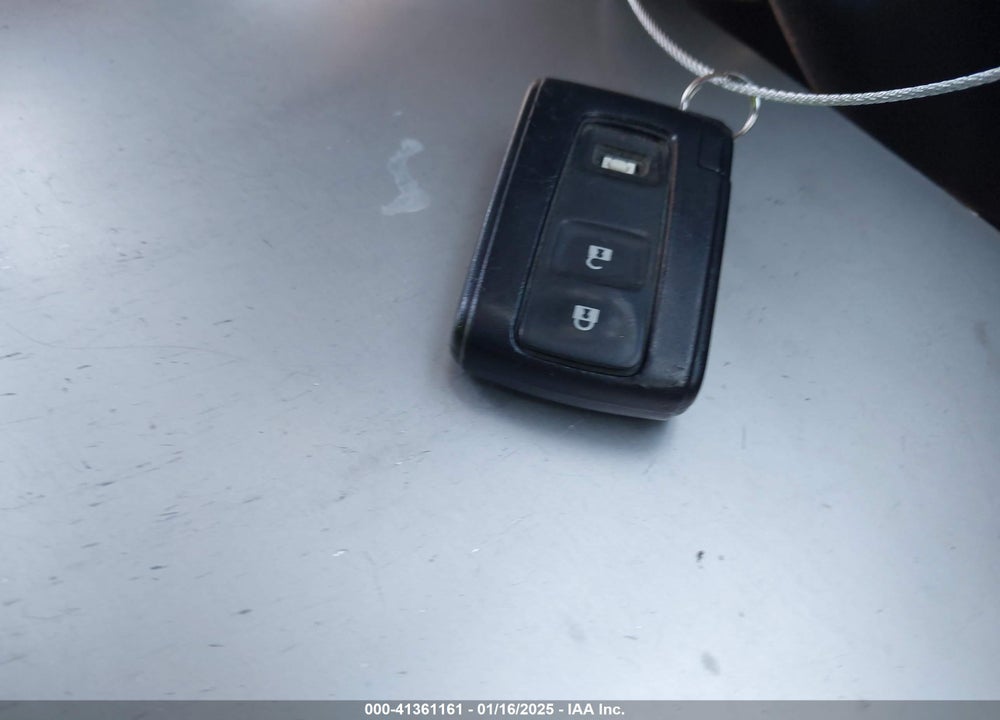 2006 TOYOTA PRIUS VIN: JTDKB20U667538350