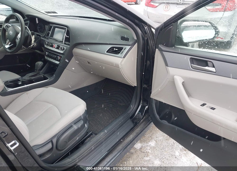 2018 HYUNDAI SONATA SE VIN: 5NPE24AF3JH703591