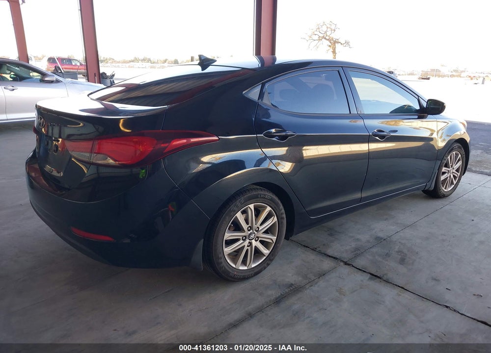 2015 HYUNDAI ELANTRA SE VIN: 5NPDH4AE4FH577766