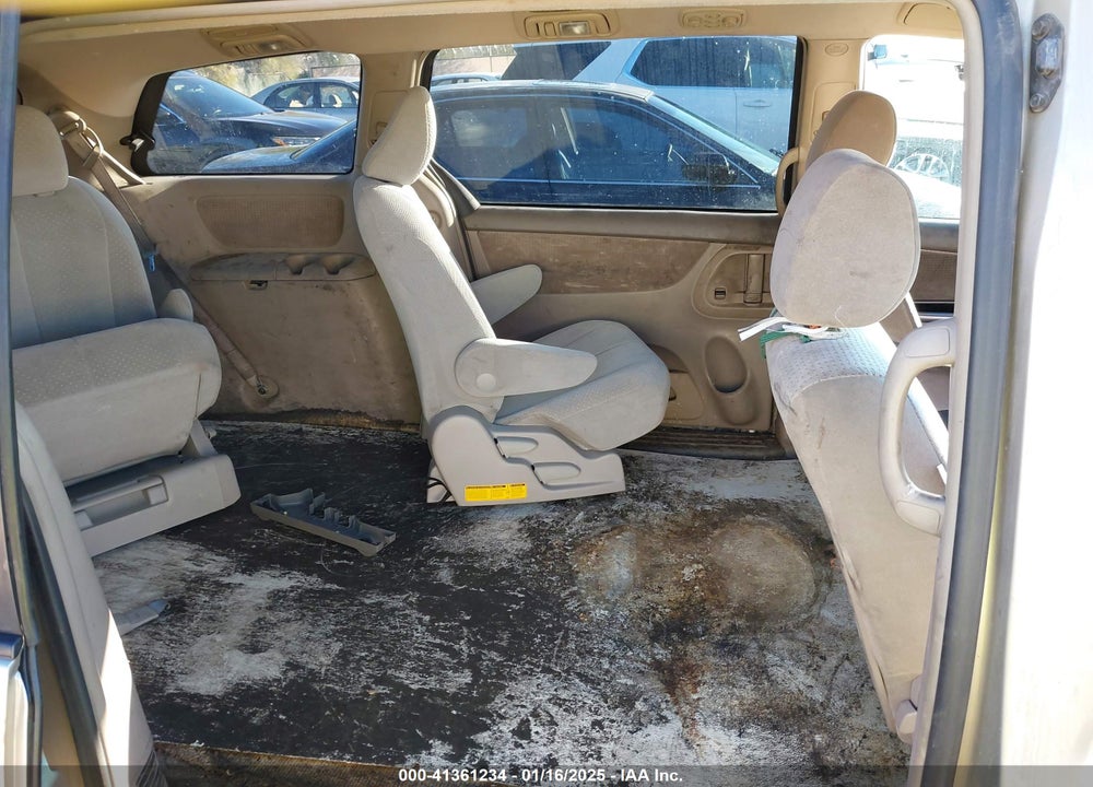 2006 TOYOTA SIENNA LE VIN: 5TDZA23C06S555817