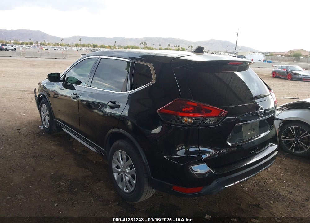 2018 NISSAN ROGUE S VIN: KNMAT2MT1JP605407