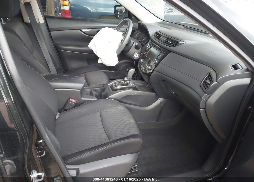 2018 NISSAN ROGUE S VIN: KNMAT2MT1JP605407