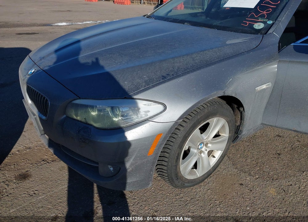 2013 BMW 528I XDRIVE VIN: WBAXH5C53DD111729