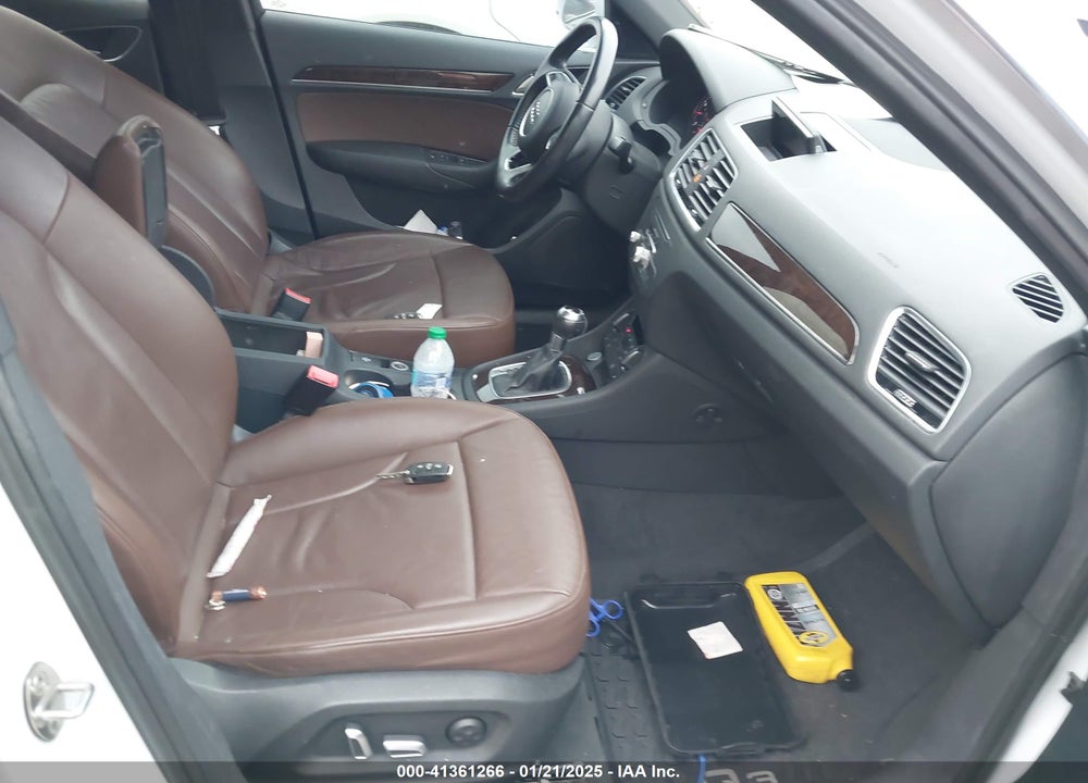 2017 AUDI Q3 VIN: WA1HCCFS8HR009776