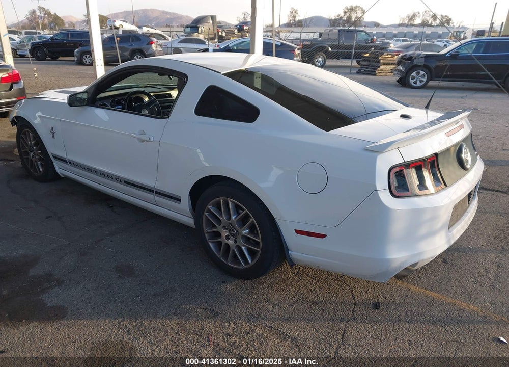 2014 FORD MUSTANG VIN: 1ZVBP8AM3E5262123