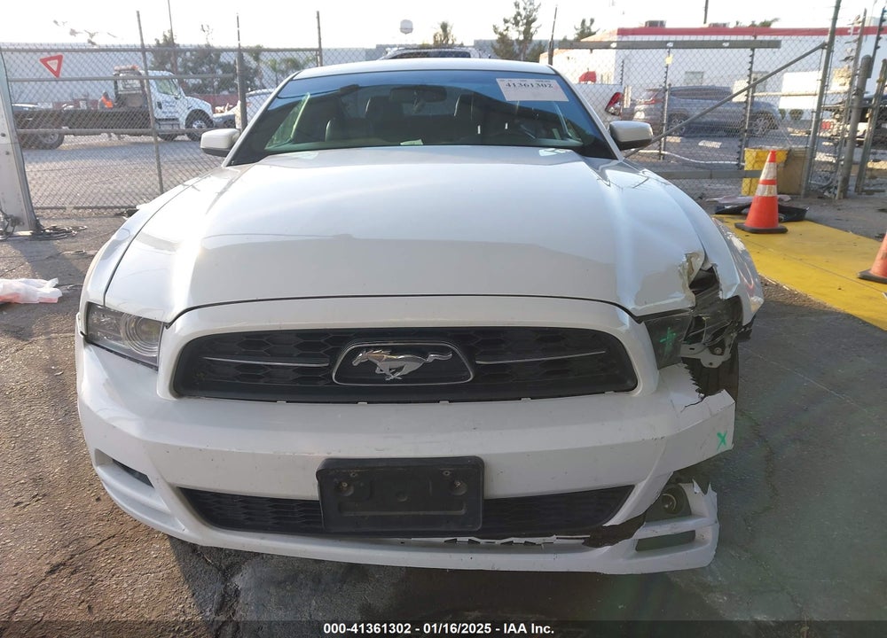 2014 FORD MUSTANG VIN: 1ZVBP8AM3E5262123