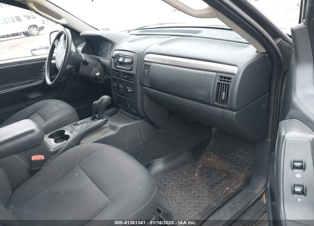 2002 JEEP GRAND CHEROKEE LAREDO VIN: 1J4GW48S02C141771