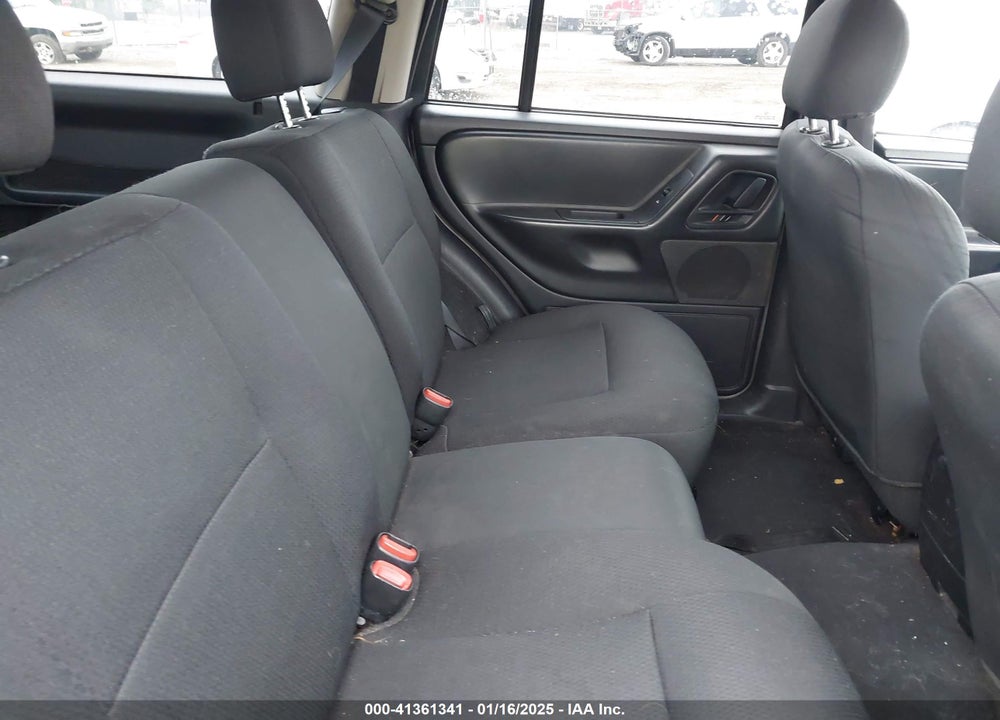 2002 JEEP GRAND CHEROKEE LAREDO VIN: 1J4GW48S02C141771