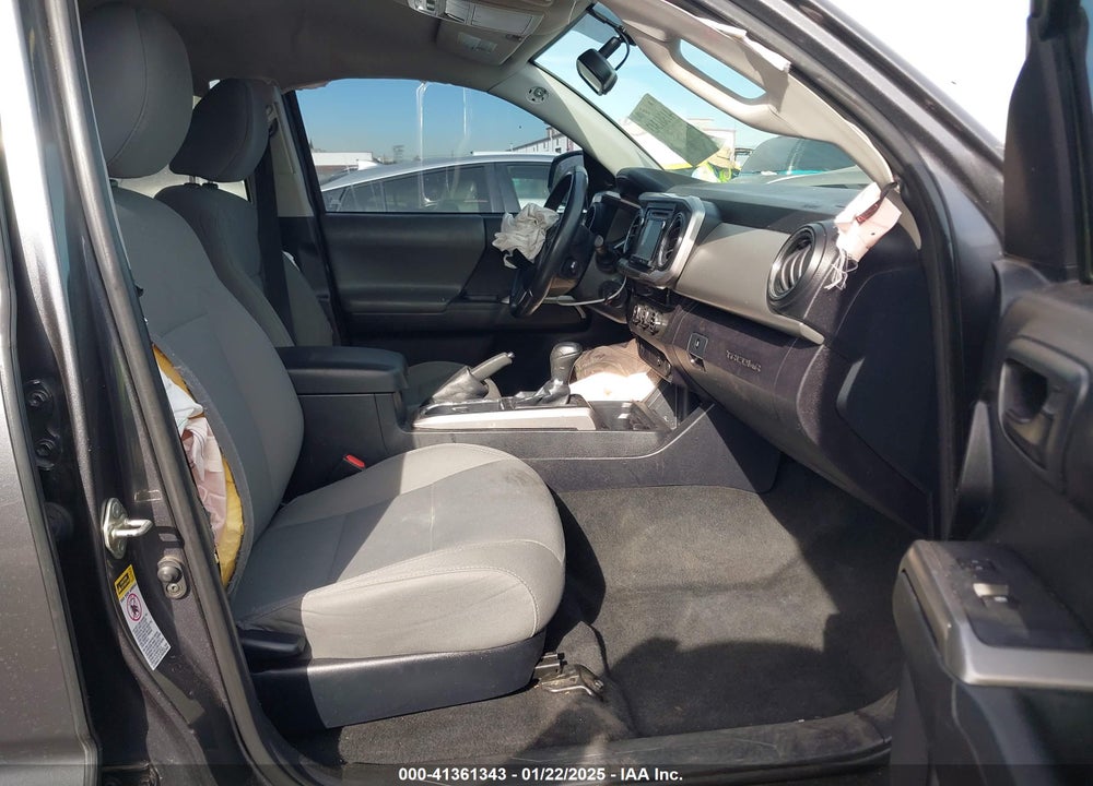 2017 TOYOTA TACOMA SR5 V6 VIN: 5TFAZ5CN4HX044374