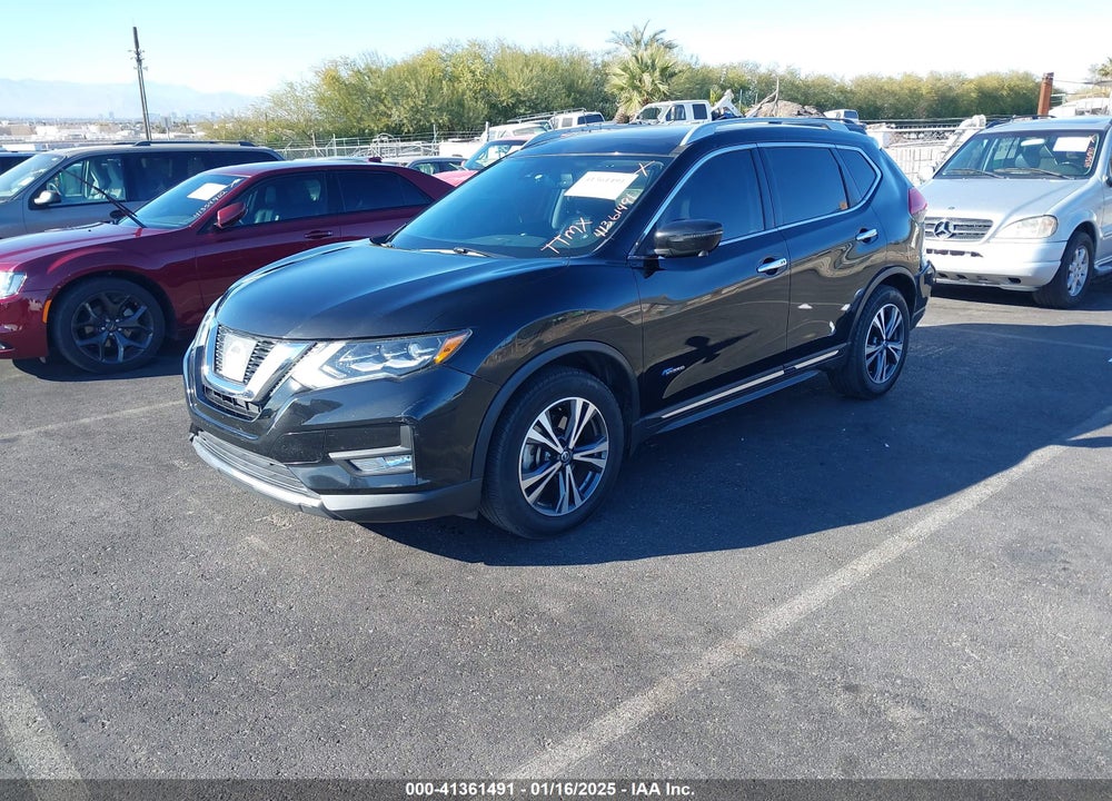 2017 NISSAN ROGUE HYBRID SL VIN: 5N1ET2MT4HC786131