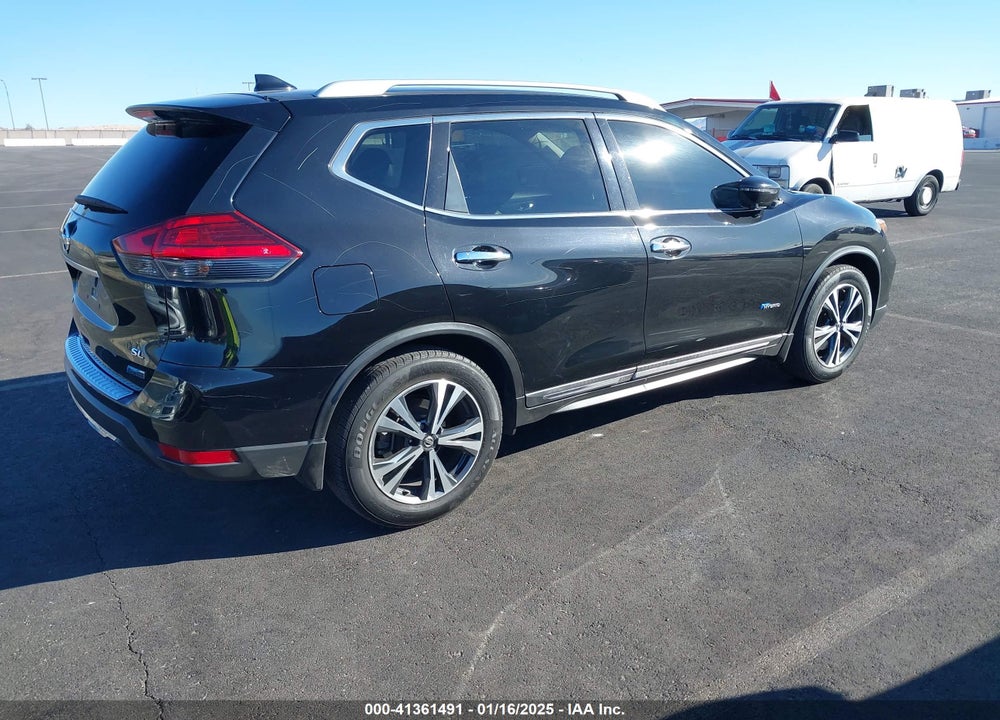 2017 NISSAN ROGUE HYBRID SL VIN: 5N1ET2MT4HC786131